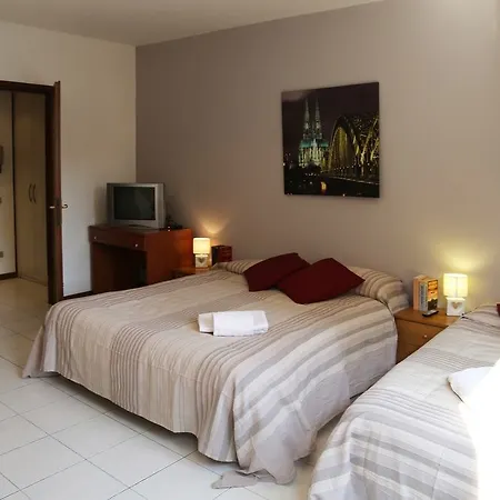 Residenza Porta Vescovo * Verona