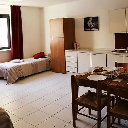 Residenza Porta Vescovo * Verona